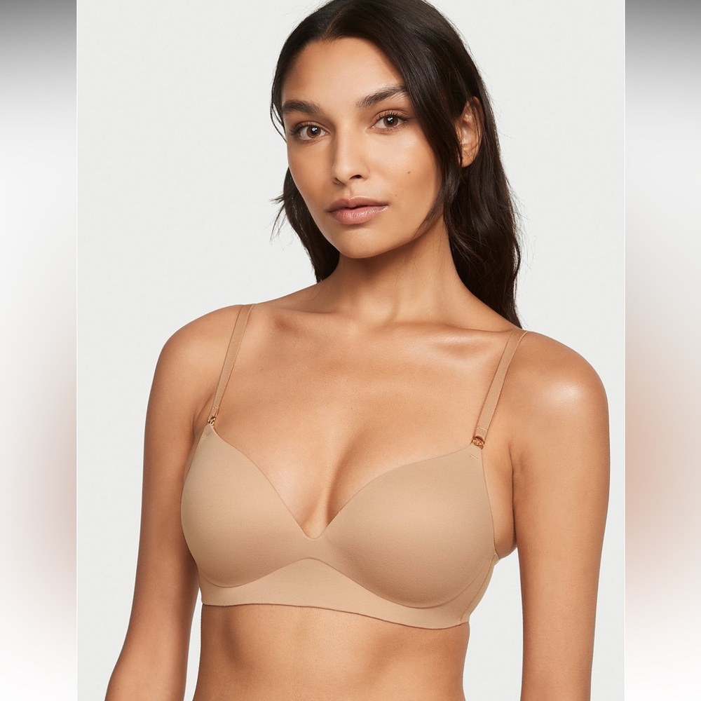 Victoria Secret Incredible Wireless Push Up Bra
